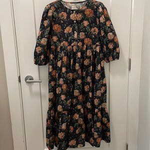 Off On Clothing - BOHO PUFFY SLEEVE PEPLUM DRESS in size small.